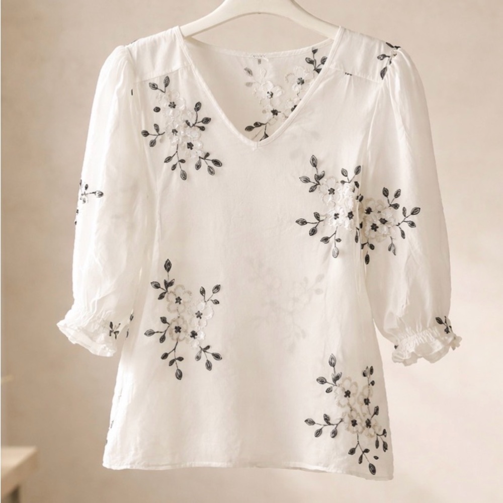 White Floral Embroidered V-Neck Blouse